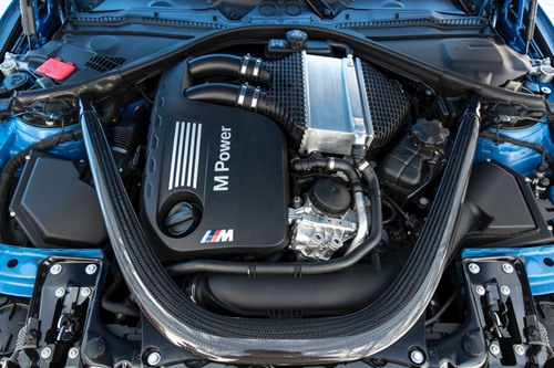 Двигатель BMW S55