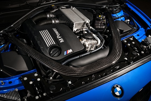 Двигатель BMW S55